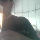 1kcusson pouring drink 824