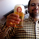 1kcusson pouring drink 1177
