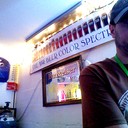 2cussond pouring drink 5638