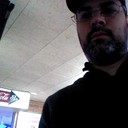 1kcusson pouring drink 10284