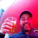 1kcusson pouring drink 10984
