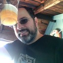 1kcusson pouring drink 16266