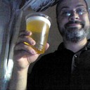 1kcusson pouring drink 17549