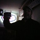 1kcusson pouring drink 20748