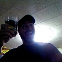 1kcusson pouring drink 23336