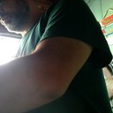 1kcusson pouring drink 23794