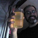 1kcusson pouring drink 24004