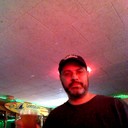 1kcusson pouring drink 24304
