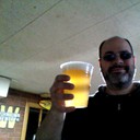 1kcusson pouring drink 26384