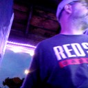 1kcusson pouring drink 27485