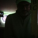 2cussond pouring drink 29894