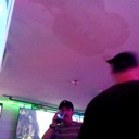 1kcusson pouring drink 38976