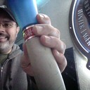 1kcusson pouring drink 42517