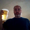 1kcusson pouring drink 43964
