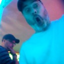 1kcusson pouring drink 44360
