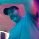 1kcusson pouring drink 44832